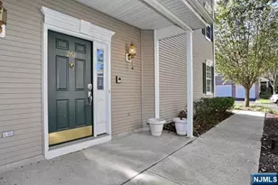 261 Riverwalk Way Q174, Clifton, NJ 07014 - Photo 3