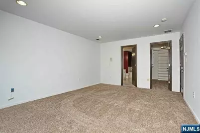 261 Riverwalk Way Q174 #Q174, Clifton, NJ 07014 - Photo 19