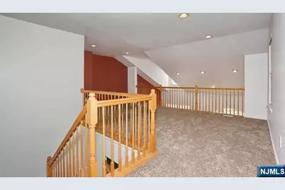 261 Riverwalk Way Q174 #Q174, Clifton, NJ 07014 - Photo 13
