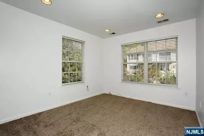261 Riverwalk Way Q174 #Q174, Clifton, NJ 07014 - Photo 23
