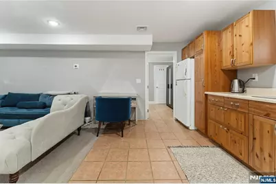 312 Glen Avenue, Palisades Park, NJ 07650 - Photo 35