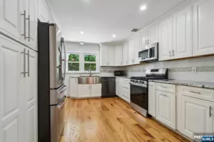 72 Sparrowbush Rd, Upper Saddle River, NJ 07458 - Photo 9