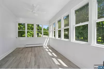 72 Sparrowbush Road, Upper Saddle River, NJ 07458 - Photo 17