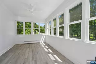 72 Sparrowbush Rd, Upper Saddle River, NJ 07458 - Photo 17