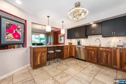 42 Highpoint, Cedar Grove, NJ 07009 - Photo 13