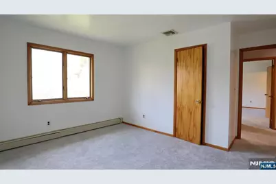 538 Hillside Street 2 #2, Ridgefield, NJ 07657 - Photo 13