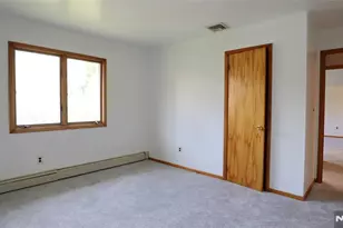 538 Hillside Street 2, Ridgefield, NJ 07657 - Photo 13