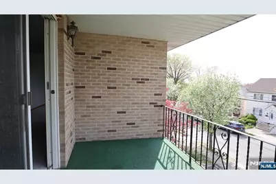 538 Hillside Street 2 #2, Ridgefield, NJ 07657 - Photo 35