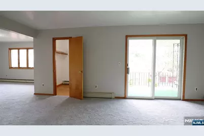 538 Hillside Street 2 #2, Ridgefield, NJ 07657 - Photo 23