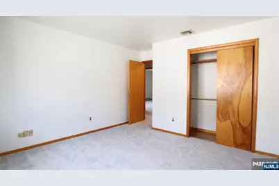 538 Hillside Street 2 #2, Ridgefield, NJ 07657 - Photo 19