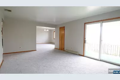 538 Hillside Street 2 #2, Ridgefield, NJ 07657 - Photo 25