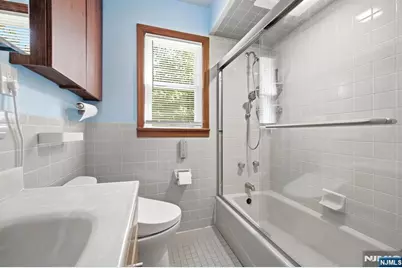 243 Woodland Avenue, River Edge, NJ 07661 - Photo 13