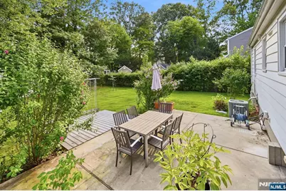 243 Woodland Avenue, River Edge, NJ 07661 - Photo 27