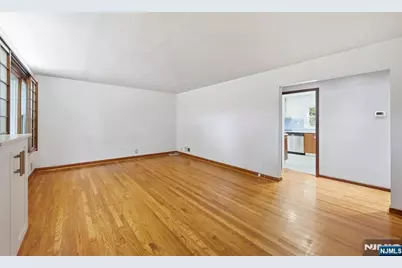 243 Woodland Avenue, River Edge, NJ 07661 - Photo 3