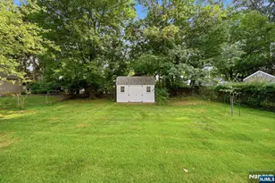 243 Woodland Ave, River Edge, NJ 07661 - Photo 31