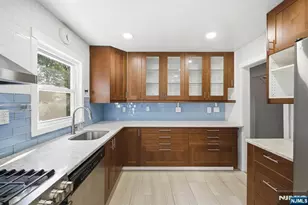 243 Woodland Ave, River Edge, NJ 07661 - Photo 9