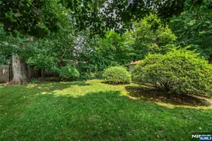 253 Merrison St, Teaneck Township, NJ 07666 - Photo 23