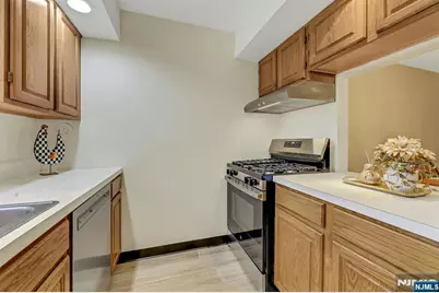 505 Mark Twain Way, Mahwah, NJ 07430 - Photo 5