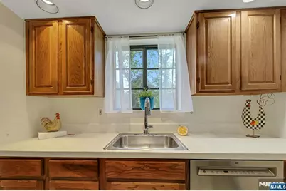 505 Mark Twain Way, Mahwah, NJ 07430 - Photo 7