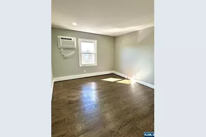 41 W Church Street 11 #11, Bergenfield, NJ 07621 - Photo 15