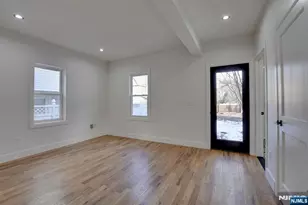 135 Forest Street 1R, Montclair, NJ 07042 - Photo 9