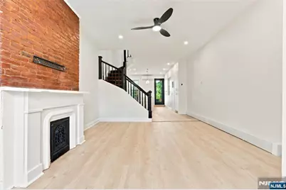 85 Union Street 2nd Floor #2nd Floor, Jersey City, NJ 07304 - Photo 5
