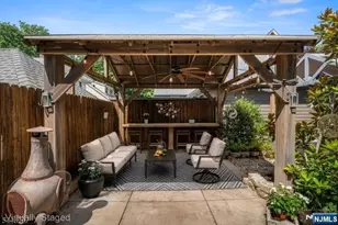 99 37th St, Bayonne, NJ 07002 - Photo 25