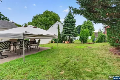 105 Baldwin Place, Bloomfield, NJ 07003 - Photo 19