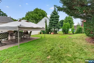 105 Baldwin Pl, Bloomfield, NJ 07003 - Photo 19