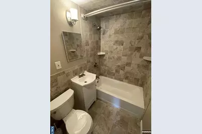 17-35 11th Street 2 #2, Fair Lawn, NJ 07410 - Photo 7