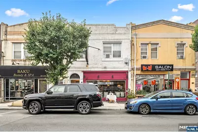 555 Anderson Avenue, Cliffside Park, NJ 07010 - Photo 1