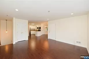 45 Royal Ave 49, Hawthorne, NJ 07506 - Photo 7