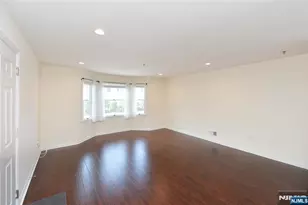 45 Royal Ave 49, Hawthorne, NJ 07506 - Photo 5