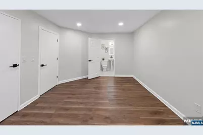 88 Boulevard 304 #304, Passaic, NJ 07055 - Photo 11