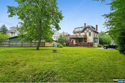 70 Elm Street, Montclair, NJ 07042 - Photo 43