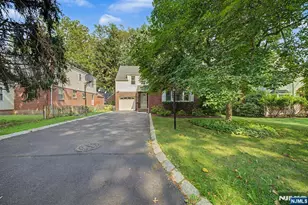 34 Esmond Pl, Tenafly, NJ 07670 - Photo 1