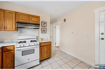21 5th Street, Clifton, NJ 07011 - Photo 11