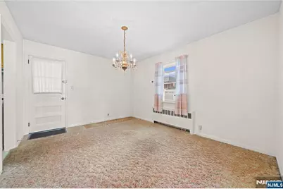 7 Freeman Place, Nutley, NJ 07110 - Photo 9