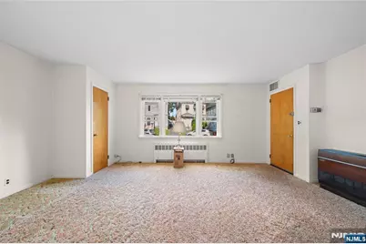 7 Freeman Place, Nutley, NJ 07110 - Photo 15