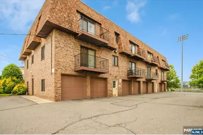 825 Riverside B202 #B202, Lyndhurst Township, NJ 07071 - Photo 21