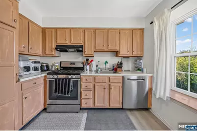 121 Country Club Drive 10 #10, Union Township, NJ 07083 - Photo 13