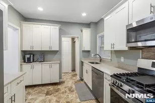 47 Vreeland Ave, Rutherford, NJ 07070 - Photo 9