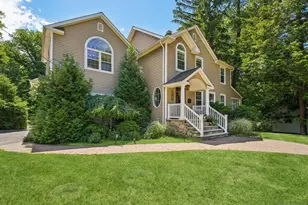 233 Park Ave, Allendale, NJ 07401 - Photo 1
