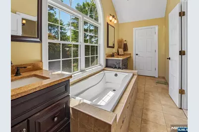 233 Park Avenue, Allendale, NJ 07401 - Photo 21