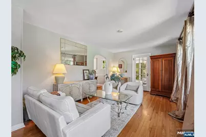 233 Park Avenue, Allendale, NJ 07401 - Photo 7