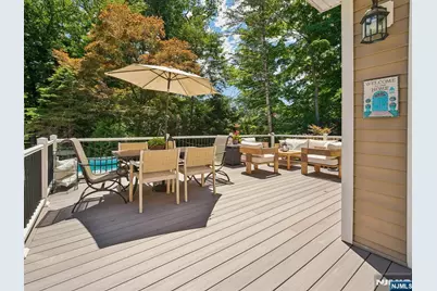 233 Park Avenue, Allendale, NJ 07401 - Photo 31