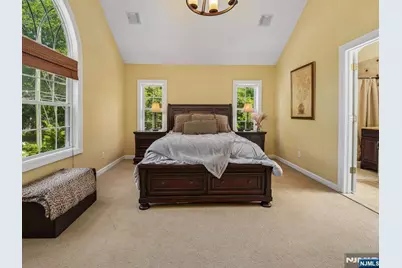 233 Park Avenue, Allendale, NJ 07401 - Photo 19