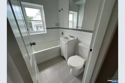 125 Lawrence Street 1A #1A, Hackensack, NJ 07601 - Photo 5