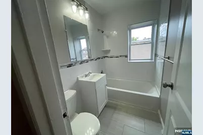 125 Lawrence Street 6A #6A, Hackensack, NJ 07601 - Photo 7