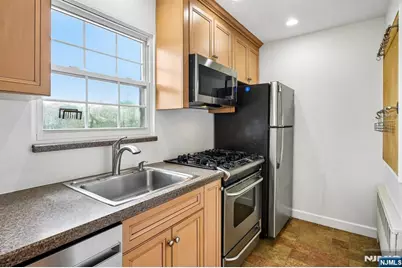 16 Wedgewood Drive 24 #24, Verona, NJ 07044 - Photo 3